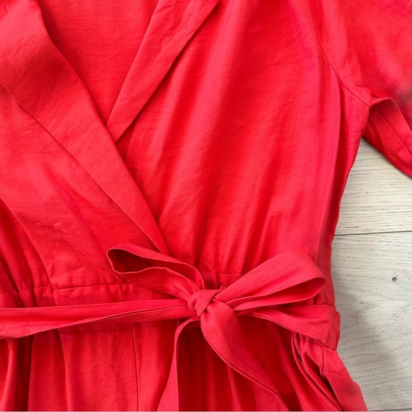 Melloday short sleeve surplice neck jumpsuit in red - Picture 2 of 10